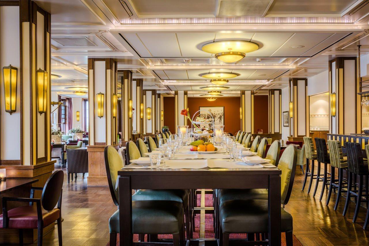 Hotel Oranje 4*