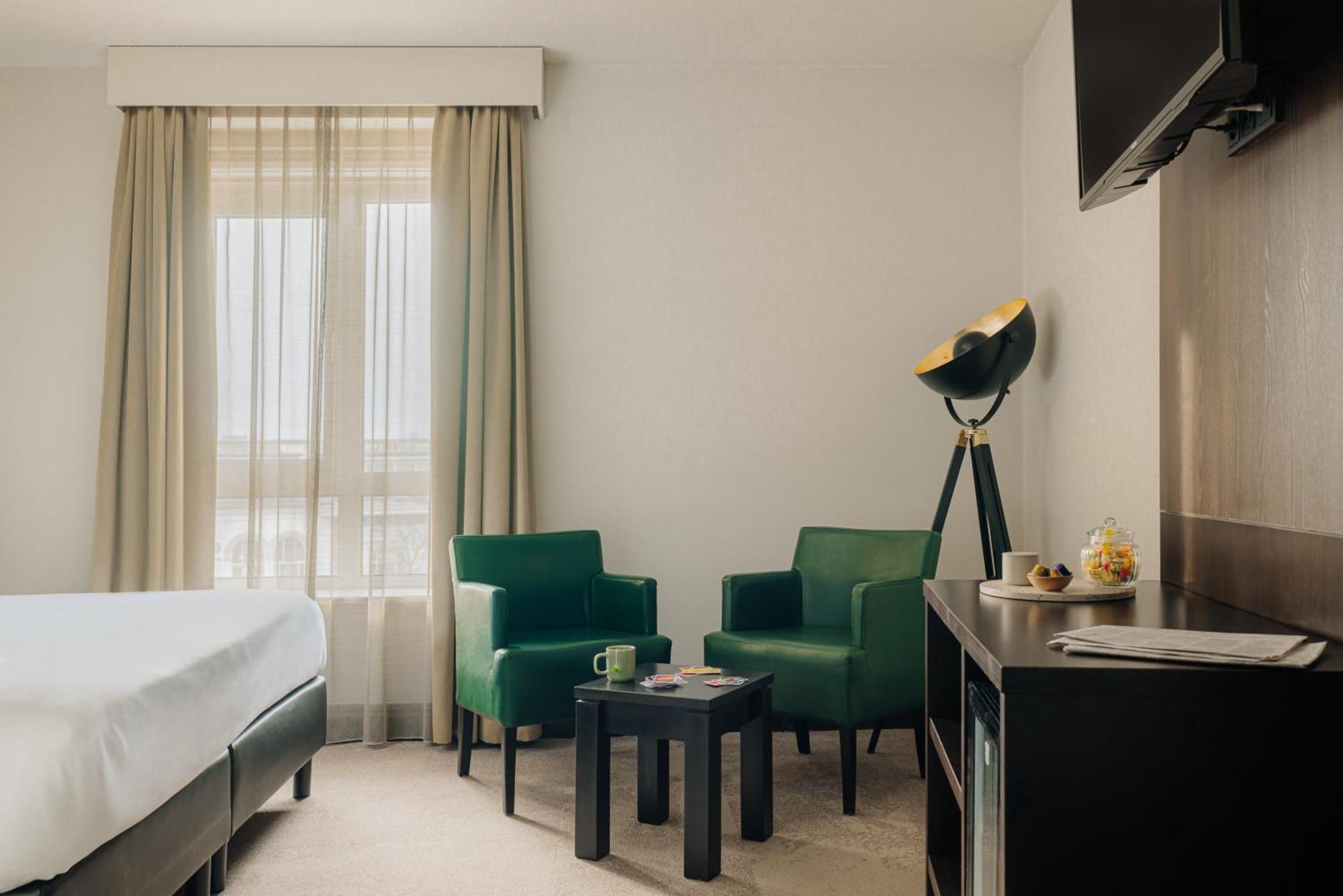 Hotel Leonardo Oranje
