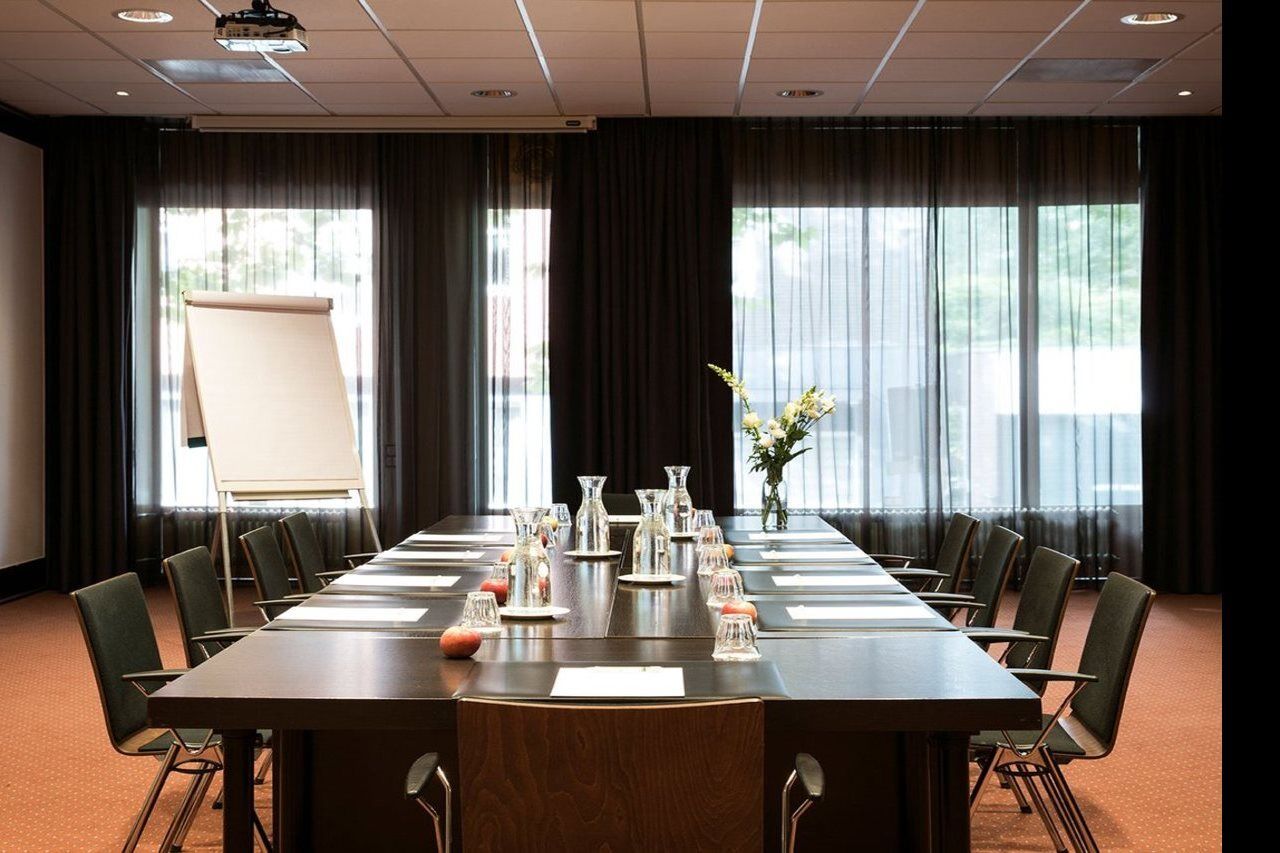 Leonardo Oranje Hotel 4*